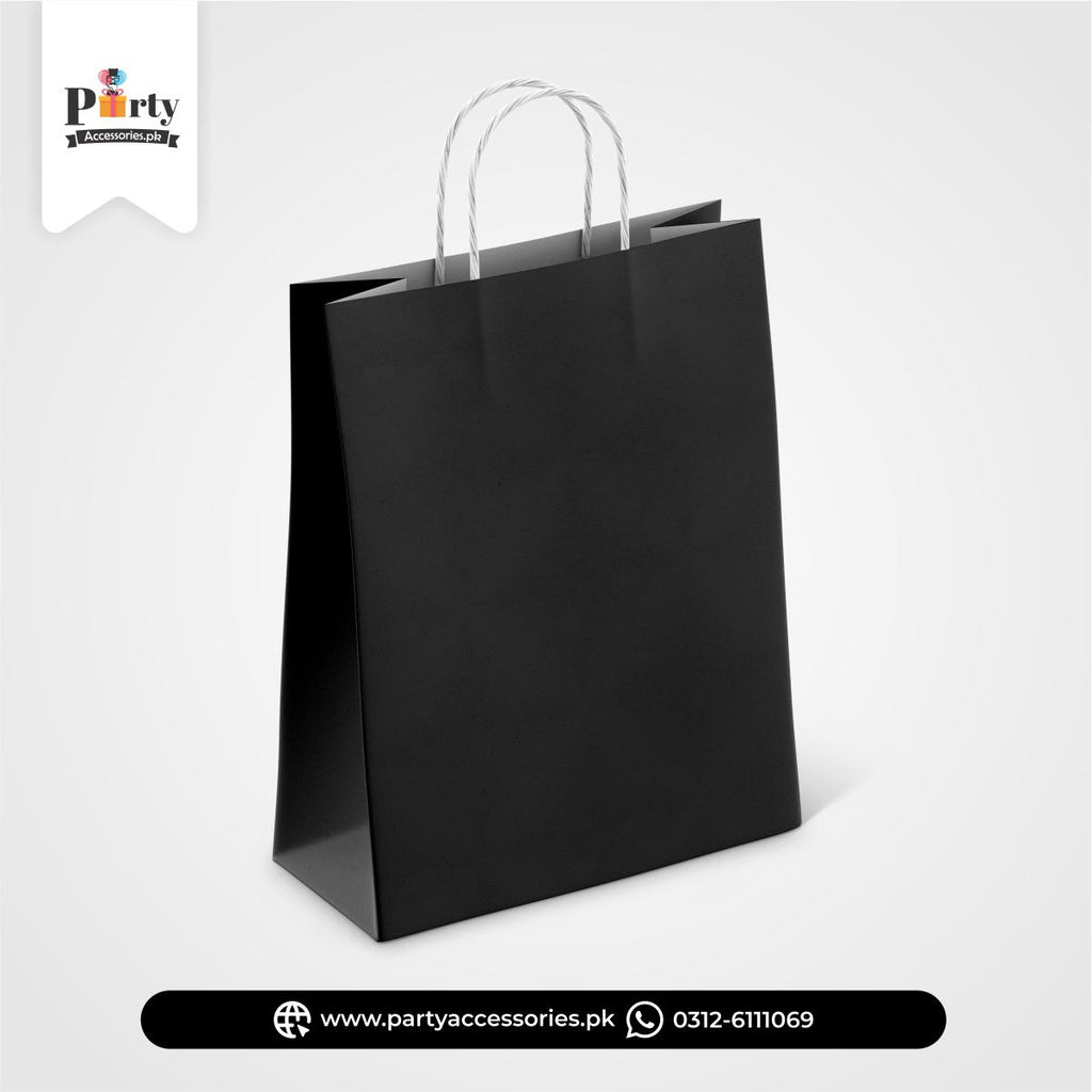 Plain black color favor / goody bags