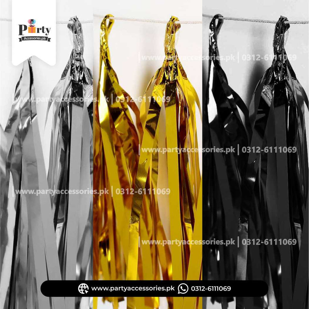 Paper foil tassles for decorataion
