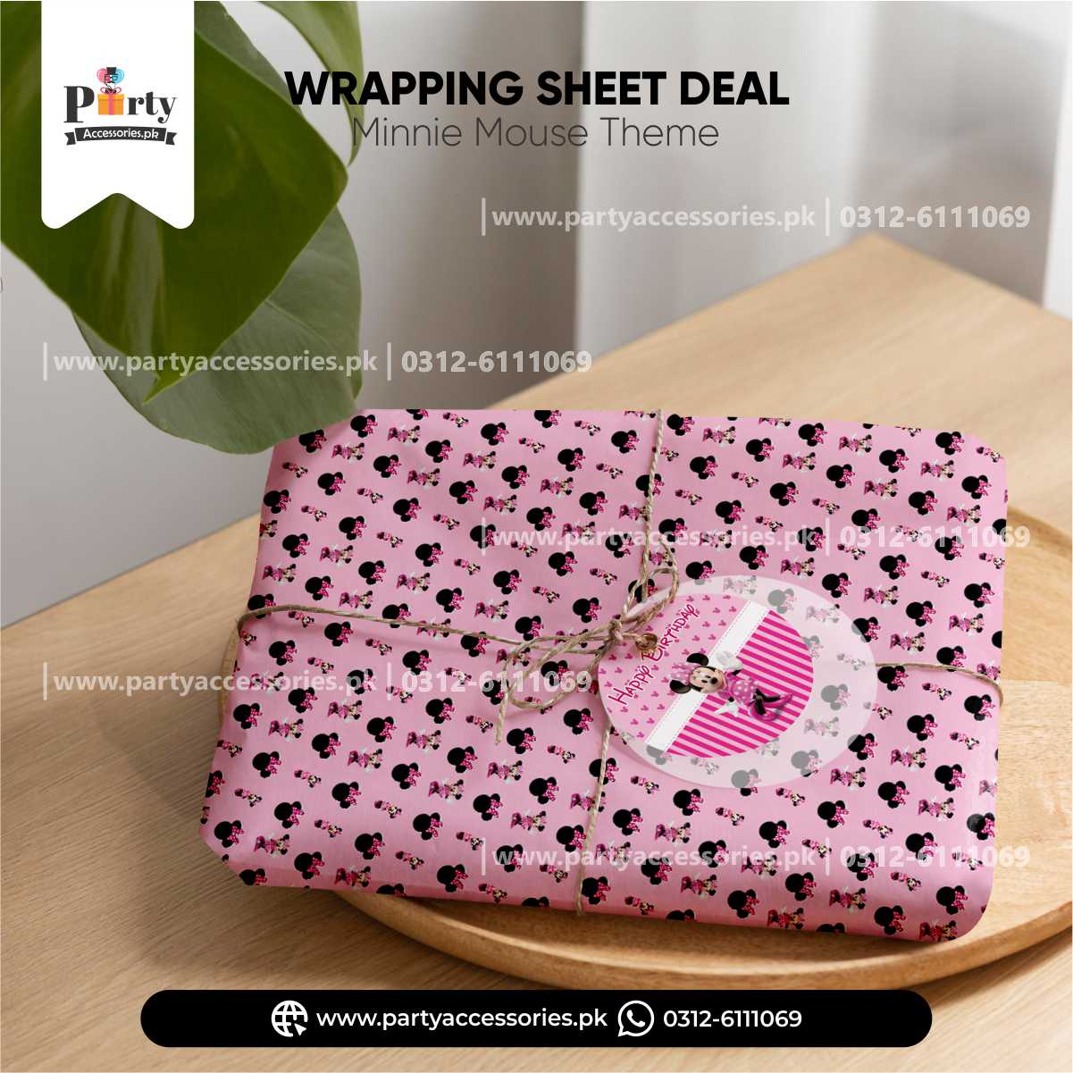 Minnie mouse theme gift wrapping sheet 