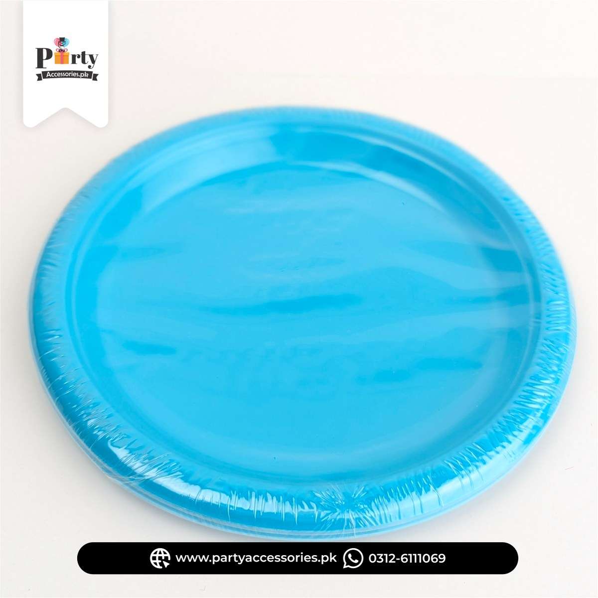 Plain Color Disposable Plastic Plates – Stylish Party Essentials (Pack of 10)